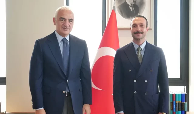 Bakan Ersoy, Eşref Rüya’nın Kadir Babası Görkem Sevindik ile buluştu