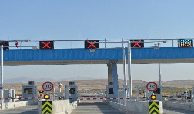 Otoyollar satılıyor mu? Bakan Uraloğlu son sözü söyledi!