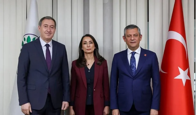 Özgür Özel’den Ankara’yı karıştıran hamle! DEM’den destek geldi