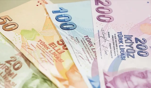 Emekli promosyonunda yarış kızıştı: Bankalar 32 bin TL’yi aştı