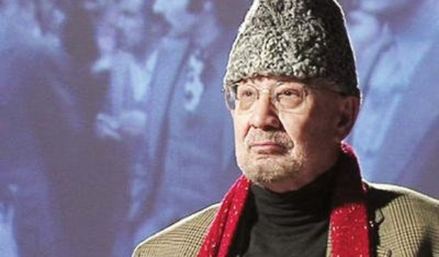 Yalçın Küçük hayatını kaybetti! Yalçın Küçük kimdir?