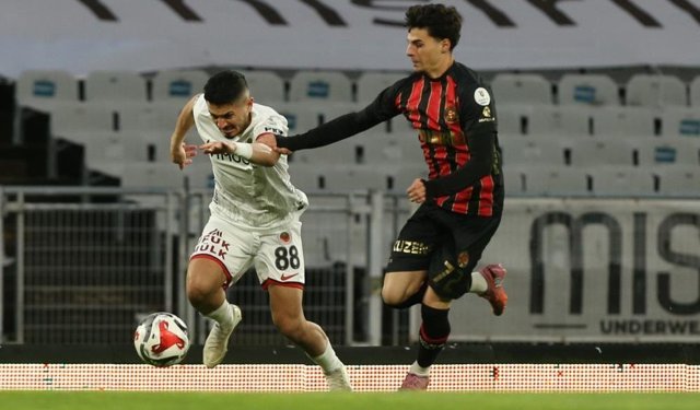Ankara temsilcisi Gençlerbirliği Karagümrük'e tek golle mağlup oldu!