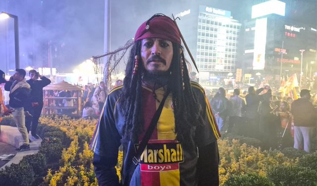 Ankaralı Jack Sparrow Galatasaray’ın şampiyonluğunu kutladı