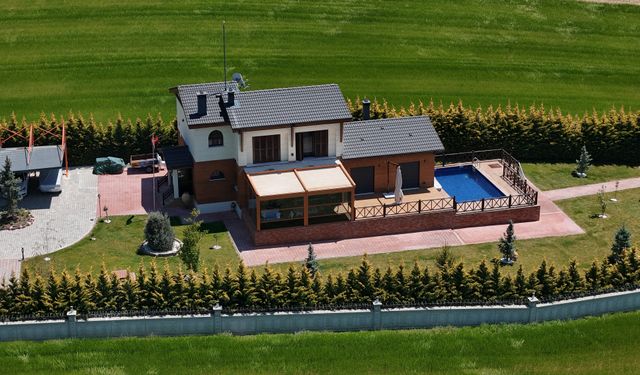 Tepebaşı Belediyesi başkan yardımcısı oğlunun üzerine şirket kurup villa yaptırmış!