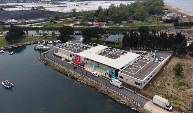 Bakan Yumaklı: “Türk Balıkçılığı Atlantik’ten Hint Okyanusu’na Kadar Güç Gösteriyor”