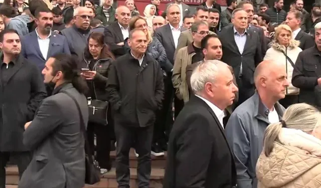 CHP Genel Merkezi’nde gece yarısı gerilimi! Kılıçdaroğlu iddiası sonrası arbede çıktı
