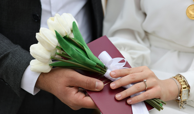 Diyanet'in çeyiz desteğinde gözler sonuç ekranında: Gençler için kritik gün yarın!