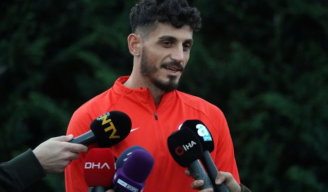 Samet Akaydın kimdir, hangi takımlarda oynadı? Samet Akaydın maaşı ne kadar?