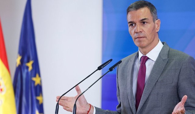 Zirve yolculuğu yarıda kesildi: Sanchez geceyi Ankara'da geçirecek!