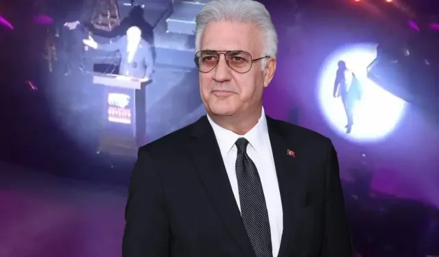Tamer Karadağlı festival açılışında yuhalandı