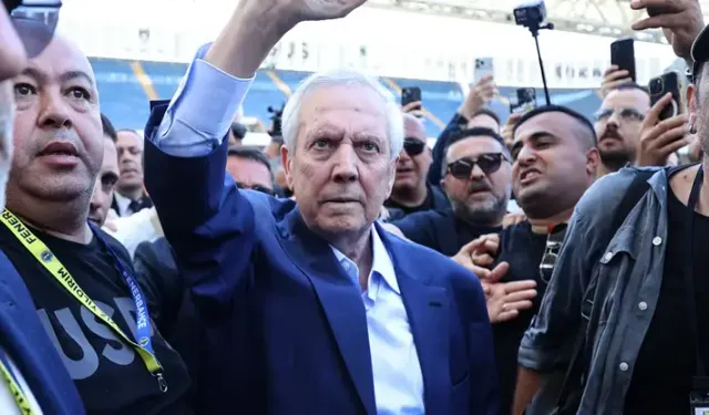 Fenerbahçe yeni teknik direktörünü açıklıyor: Gözler saat 13.00'e çevrildi