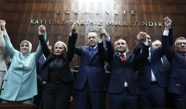 AK Parti tabanı transferlerden rahatsız! Vatandaşlardan ideolojik savrulma ve ANAP uyarısı