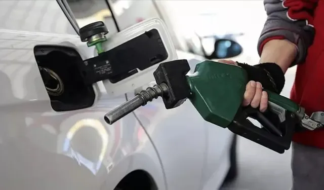 Akaryakıtta dengeler değişti! Eşel mobil sona erdi, yeni ÖTV düzenlemesi başladı