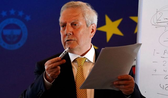 Aziz Yıldırım gelir gelmez neşteri vurdu! Fenerbahçe'de 4 isme yol göründü