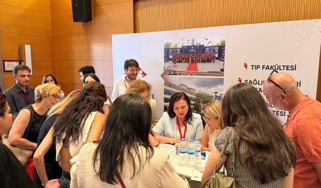 Yüksek İhtisas Üniversitesi aday öğrencilerle buluştu! Tercih sürecinde birebir rehberlik