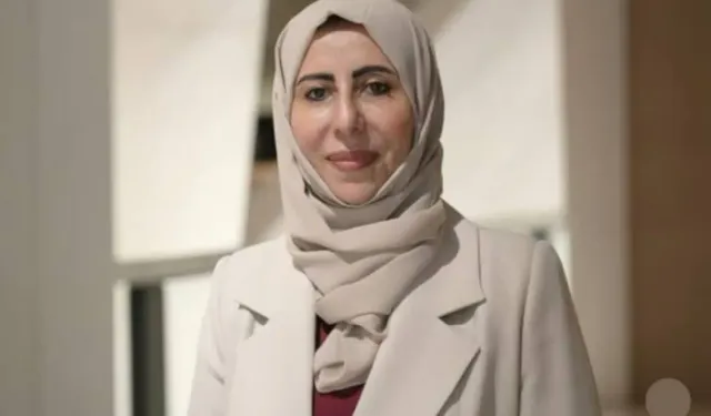 Yemen'de tarihi atama! İlk kadın dışişleri bakanı göreve başladı