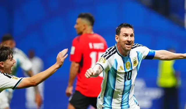 Messi sahneye çıktı Arjantin çeyrek final biletini kaptı: Mısır karşısında tarihi geri dönüş