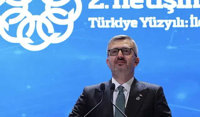 Burhanettin Duran'dan İletişimde Yeni Dönem Manifestosu: İşte 10 Başlıkta Yol Haritası