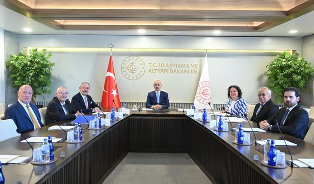 AK Partili belediye başkanlarından Bakan Uraloğlu'na ziyaret: Çameli-Fethiye yolu ve ulaşım projeleri masaya yatırıldı