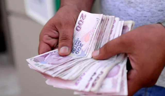 Motorine 3,77 TL zam pompaya yansıdı: Fiyat 84 TL sınırına dayandı
