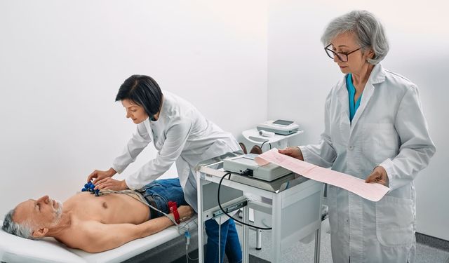 Check-up için doğru yaş kaç? Uzman isimden sağlık taramalarıyla ilgili önemli açıklama