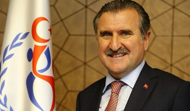 Bakan Osman Aşkın Bak’tan milli para bisikletçilere tebrik!
