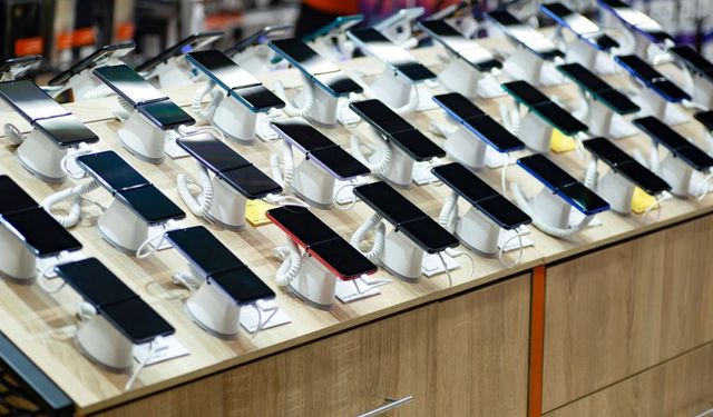 Ucuz telefon devri kapanıyor: Geri sayım başladı!