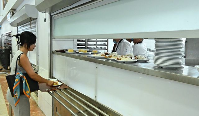 Mutfaktan servise kadar her aşama yenilendi: Hacettepe yemekhanelerinde kapsamlı değişim!