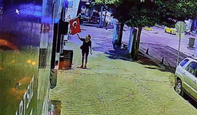 Muğla’da Türk bayrağını yakan kadın yakalandı!