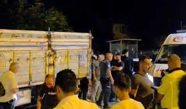 Burdur’da feci kaza: Park halindeki kamyonete çarpan 17 yaşındaki motosiklet sürücüsü hayatını kaybetti