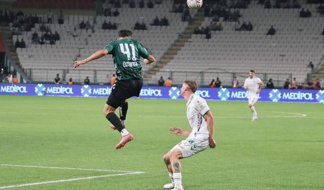 Kocaelispor'dan kritik geri dönüş! 10 kişiyle Konyaspor'u 2-1 mağlup etti