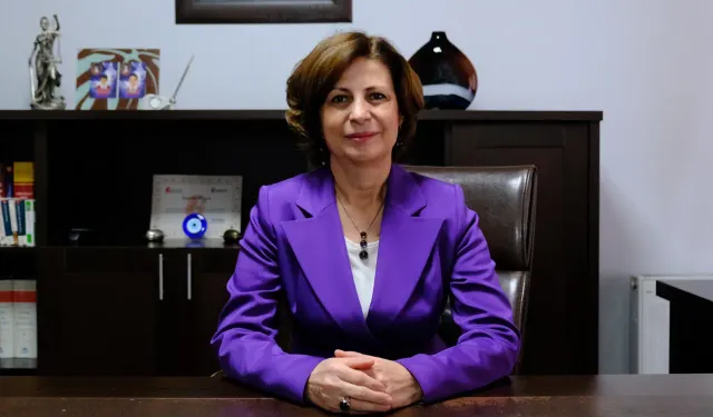 Ayşe Ünlüce kimdir? Eşi kimdir? Babası kimdir? Annesi kimdir? Çocukları kimdir?