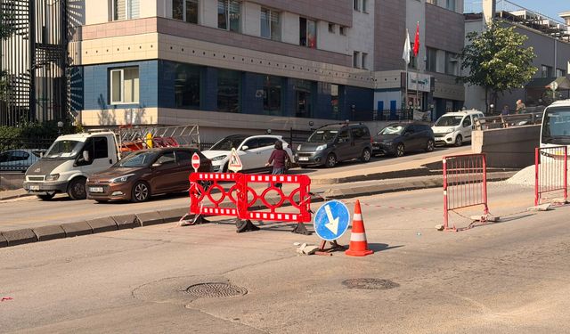 Keçiören'de Hacı Bektaş-ı Veli Köprüsü'nde yol çalışması!