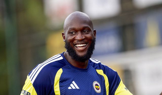 Romelu Lukaku Fenerbahçe için imza attı!