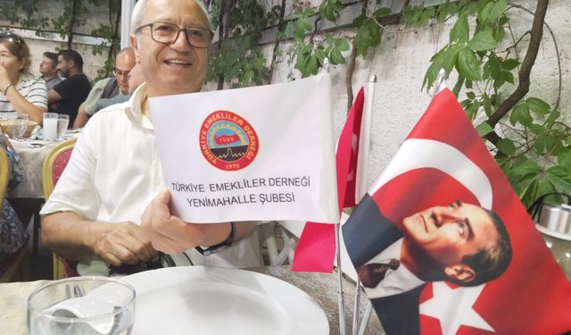 Yenimahalleli emekliler dernek yemeğinde buluştu!