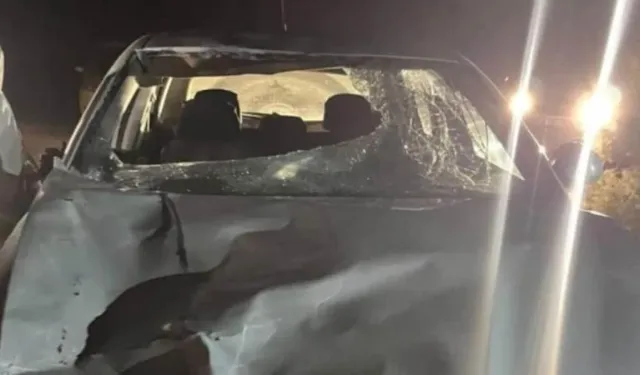 Kayseri’de yol kenarında yürüyen gençlere otomobil çarptı: 1 ölü, 2 yaralı