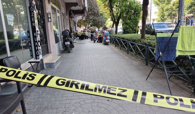 81 yaşındaki adam binanın merdiven boşluğunda ölü bulundu