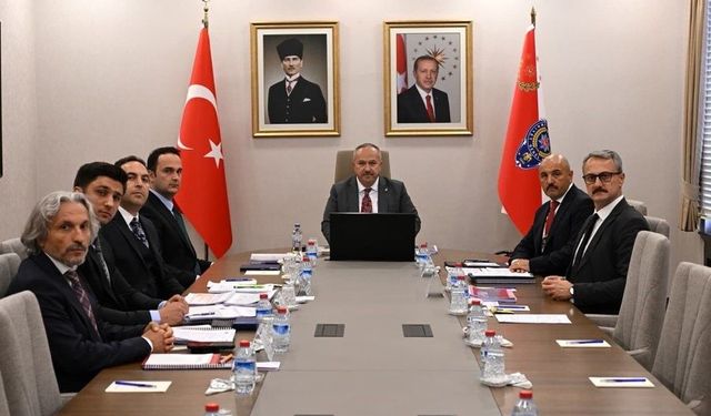 Emniyet'te uyuşturucu gündemi: 2026 Türkiye Uyuşturucu Raporu masaya yatırıldı