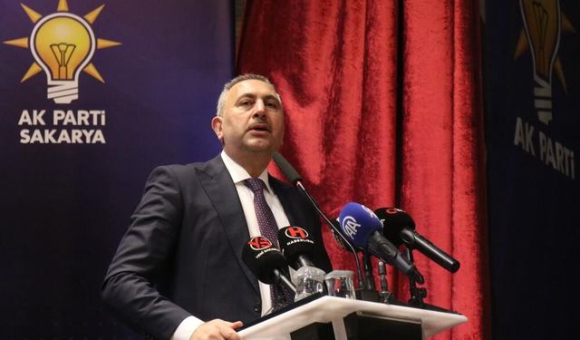 Abdulhamit Gül Sakarya'da konuştu: "Terör belasını gündemimizden kaldırıyoruz"