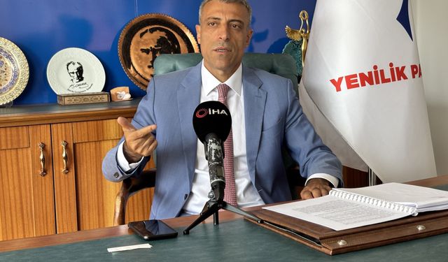 Yenilik Partisi Başkanı Yılmaz: “Partilerin birleşmesi ve ittifak durumları görüşüldü”