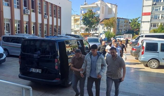 Aydın'da lise önünde pompalı tüfek paniği! 3 şüpheli adliyeye sevk edildi