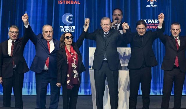 AK Parti’ye yeni katılımlar mı olacak? Ankara kulislerinde 1 Ekim hareketliliği