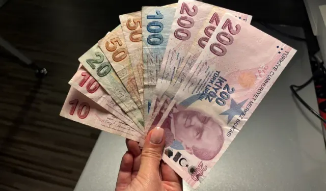 Emekli promosyonunda 30 bin TL’ye varan fırsat: Nakit ve chip-para için şartlar belli oldu