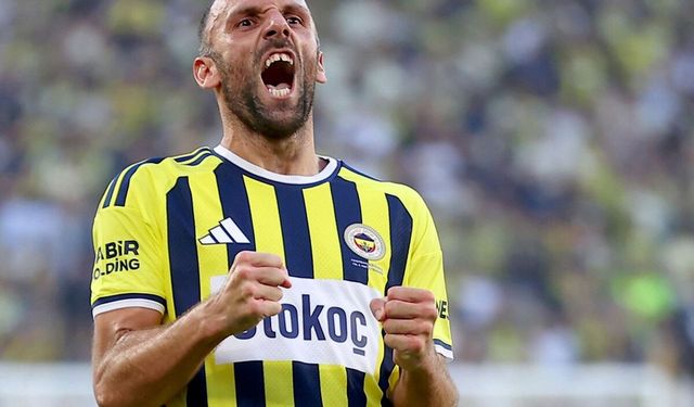 Kadıköy’de 8 gollük gece: Fenerbahçe farka koştu Vedat Muriqi dörtledi