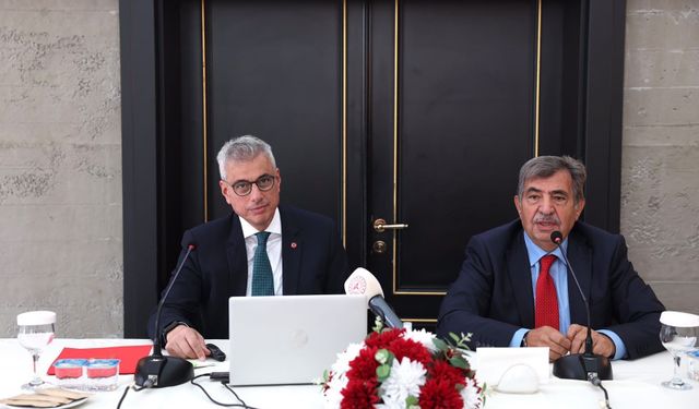 Türkiye’de gençler için sigara alarmı! Bakanın açıkladığı rakam dikkat çekti