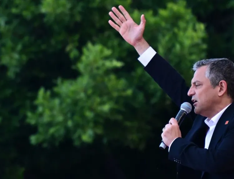 Özgür Özel Kılıçdaroğlu'na kurultay resti! "Benim dışımda kazanan olursa elini öpeceğim"