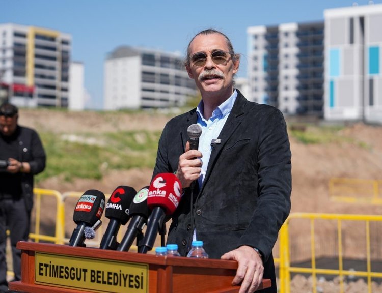Babasına verdiği sözü tuttu: Erdal Beşikçioğlu'ndan Alzheimer'la mücadelede tarihi adım!