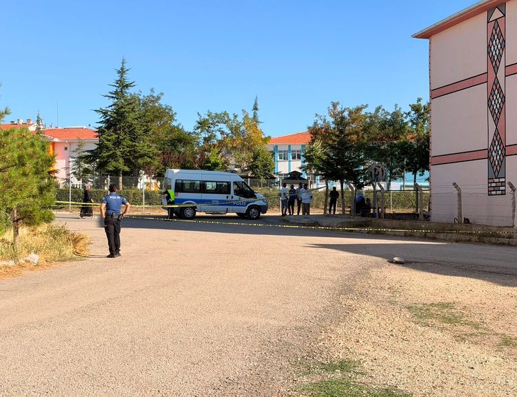 Ankara’da silahlı saldırı: Evine giderken vuruldu!
