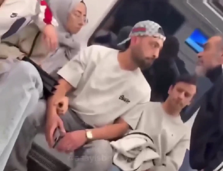 Ankara metrosunda yer verme kavgası! Eşinin yanında küfredince ortalık karıştı
