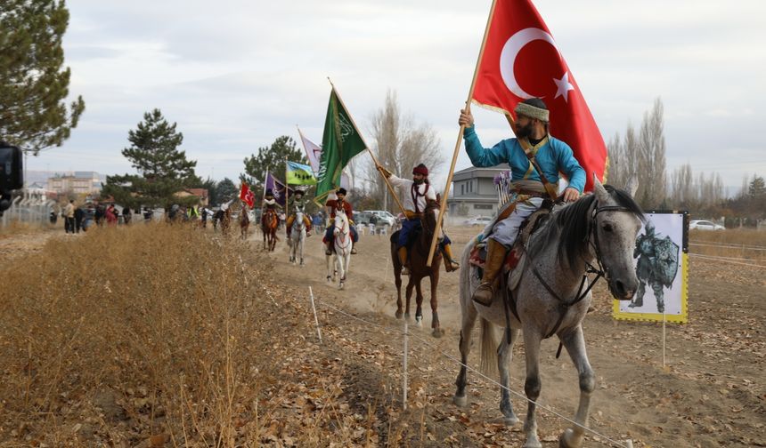 Çubuk’ta bir ilk! Atlı okçuluk yarışması yapıldı